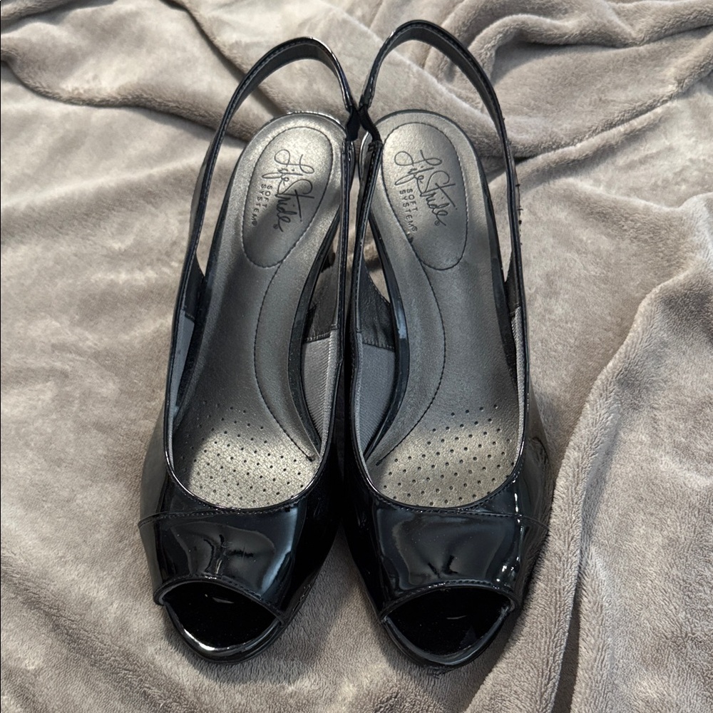 Life Stride Glossy Black Slingback Heels